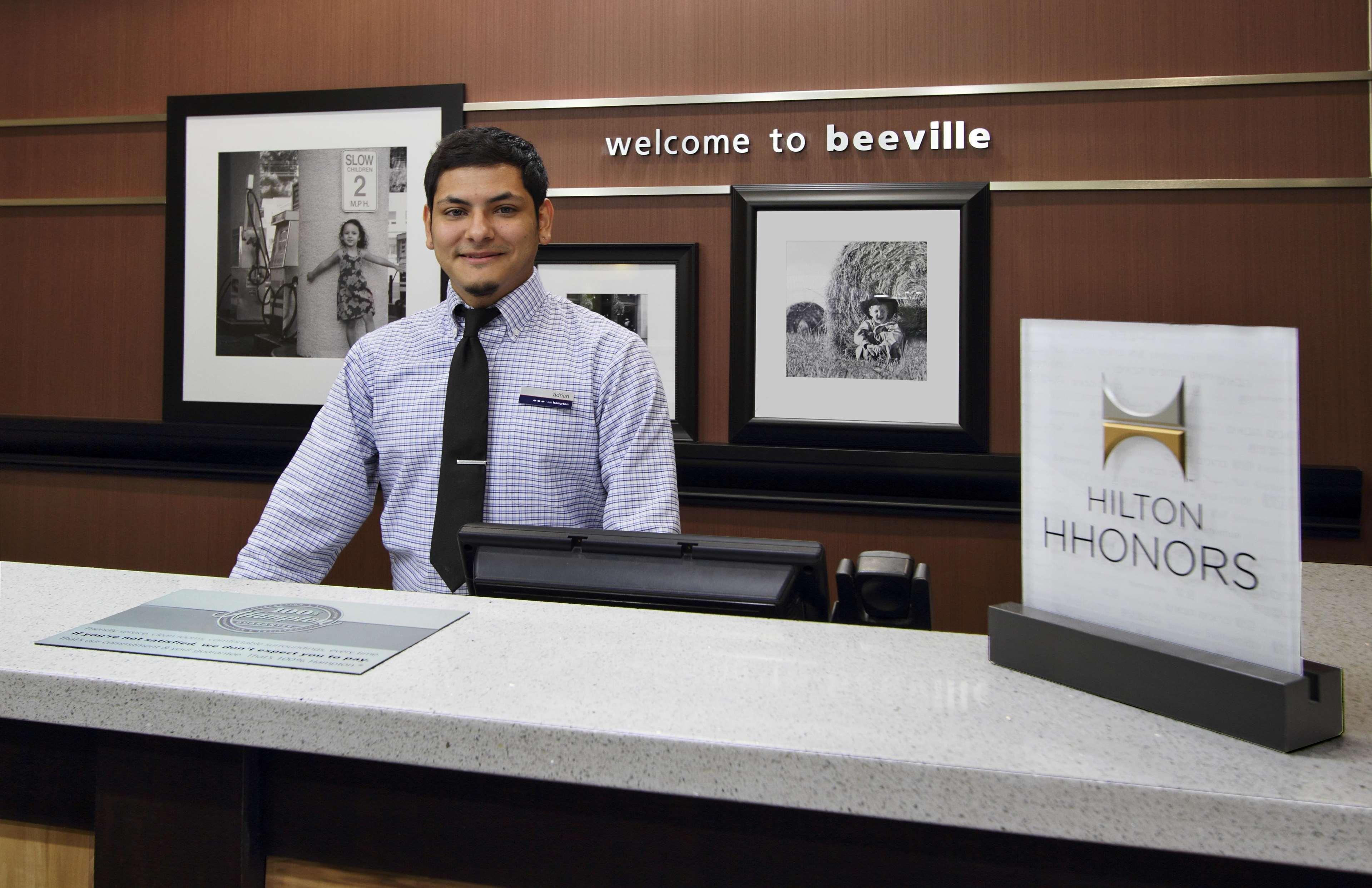 Hampton Inn Beeville Zewnętrze zdjęcie