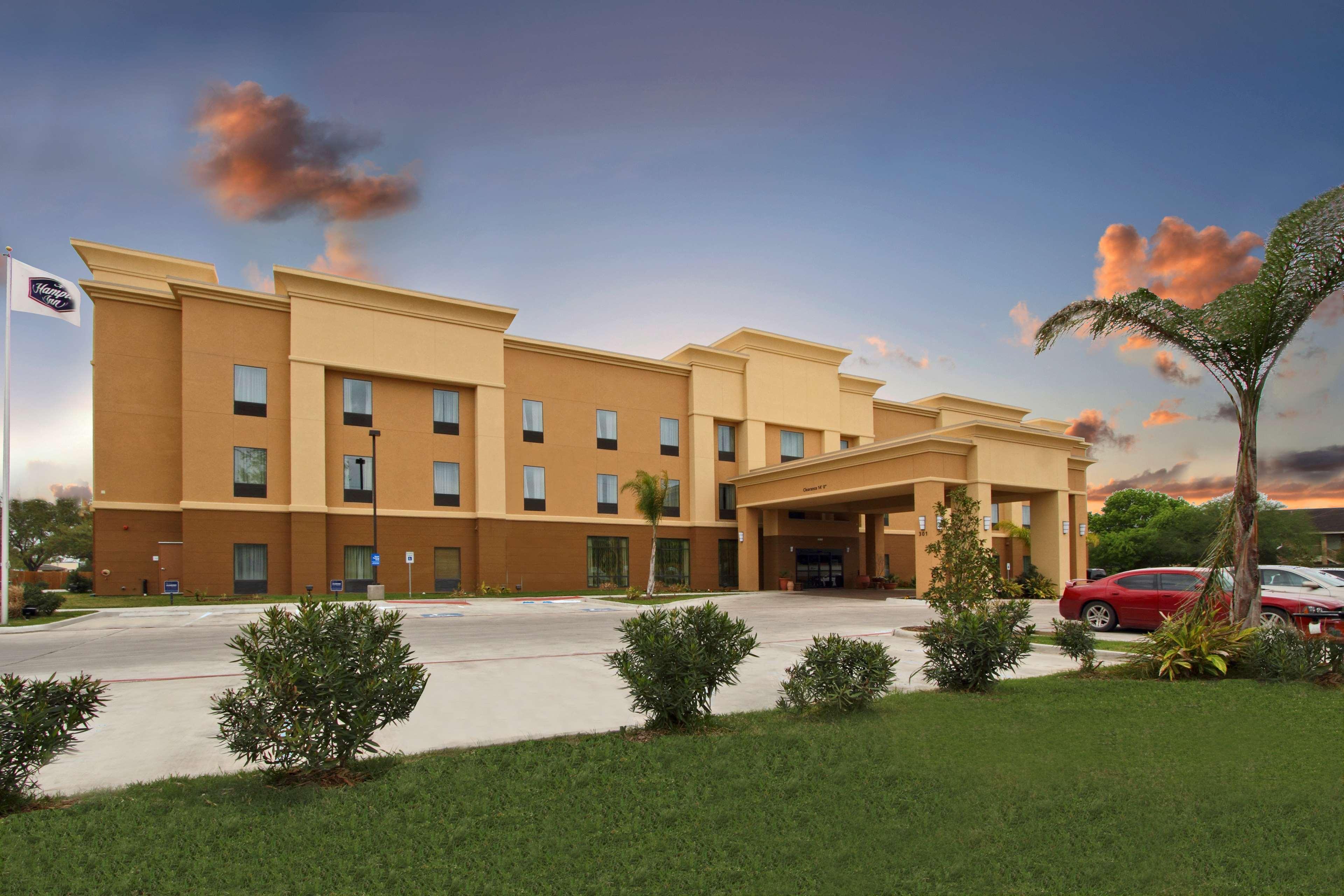 Hampton Inn Beeville Zewnętrze zdjęcie
