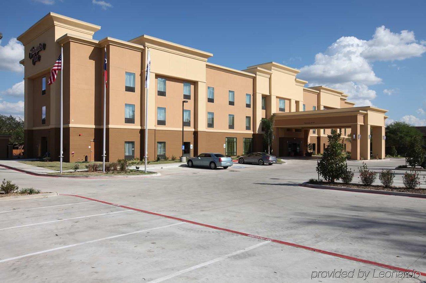 Hampton Inn Beeville Zewnętrze zdjęcie